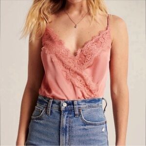 NWOT Lace Trim Pink Cami Top